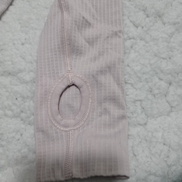 Lululemon Swiftly Tech Long Sleeve Crew Neck - Light Pink (Porcelean Pink) - Picture 3 of 6